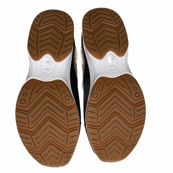 Easy Spirit Travelport 19 Mules. Size 9 1/2 W - Picture 5 of 11